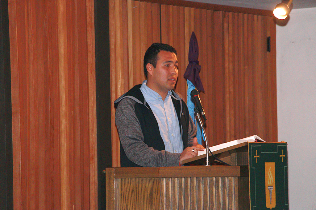 Francisco addresses the crowd assembled at Santa Cruz Episcopal Church. Photo by Jessica Mitchell. 